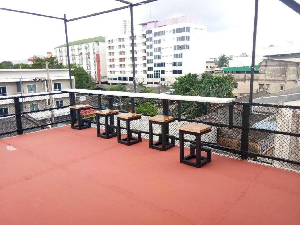 האט יאי The 25 Hostel מראה חיצוני תמונה